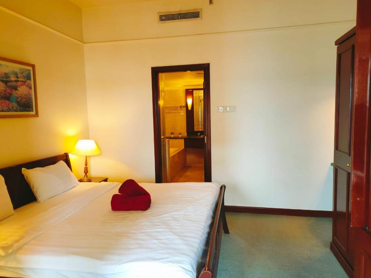 Luxhouz Suites At Times Square Kuala Lumpur Buitenkant foto