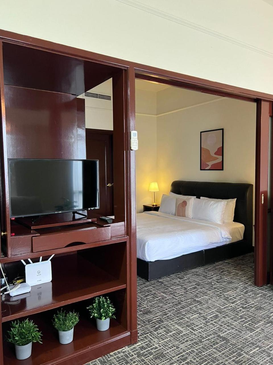 Luxhouz Suites At Times Square Kuala Lumpur Kamer foto