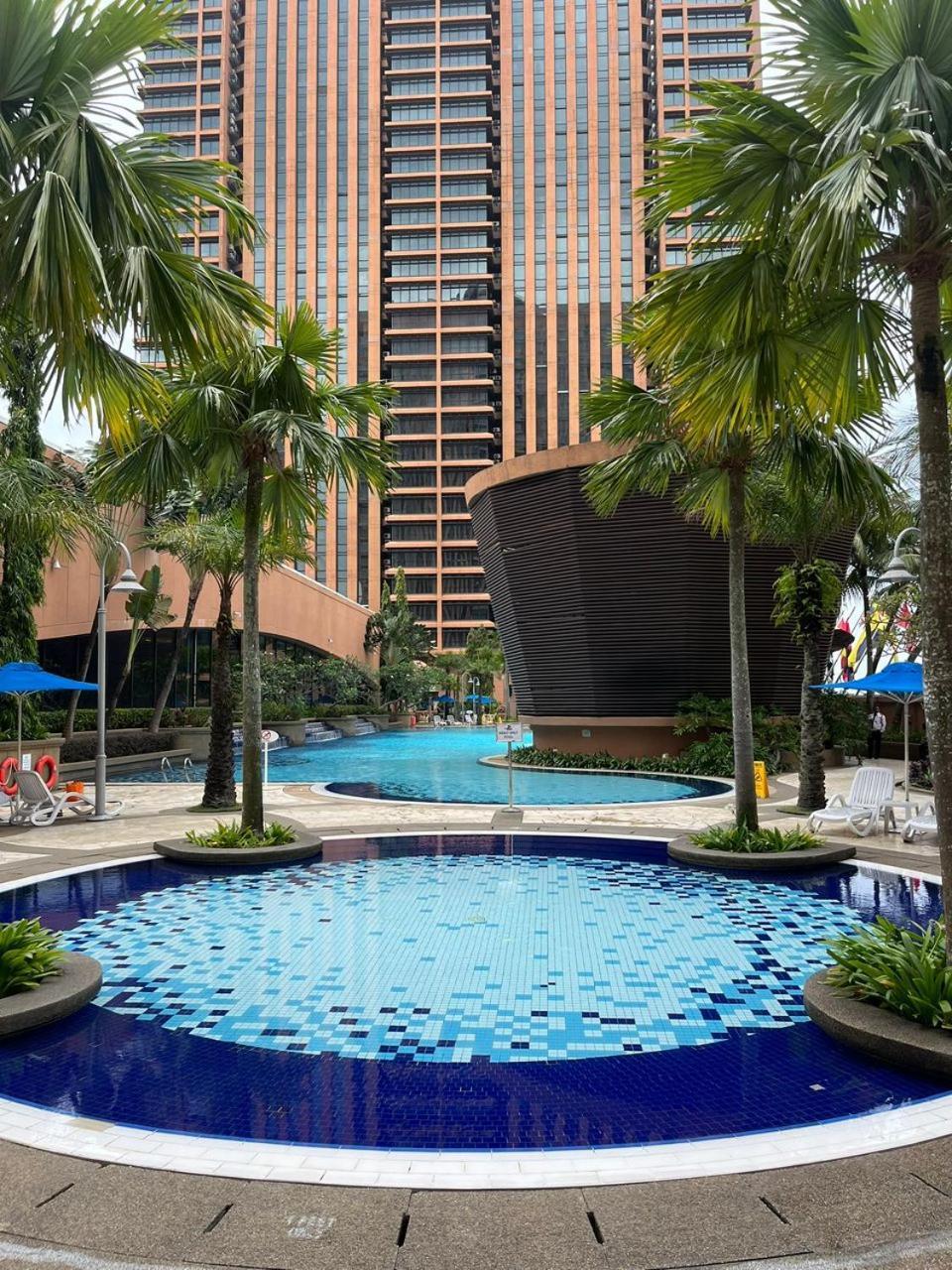 Luxhouz Suites At Times Square Kuala Lumpur Buitenkant foto
