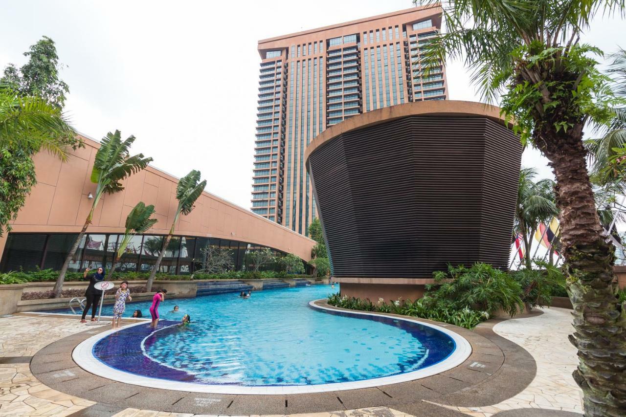 Luxhouz Suites At Times Square Kuala Lumpur Buitenkant foto